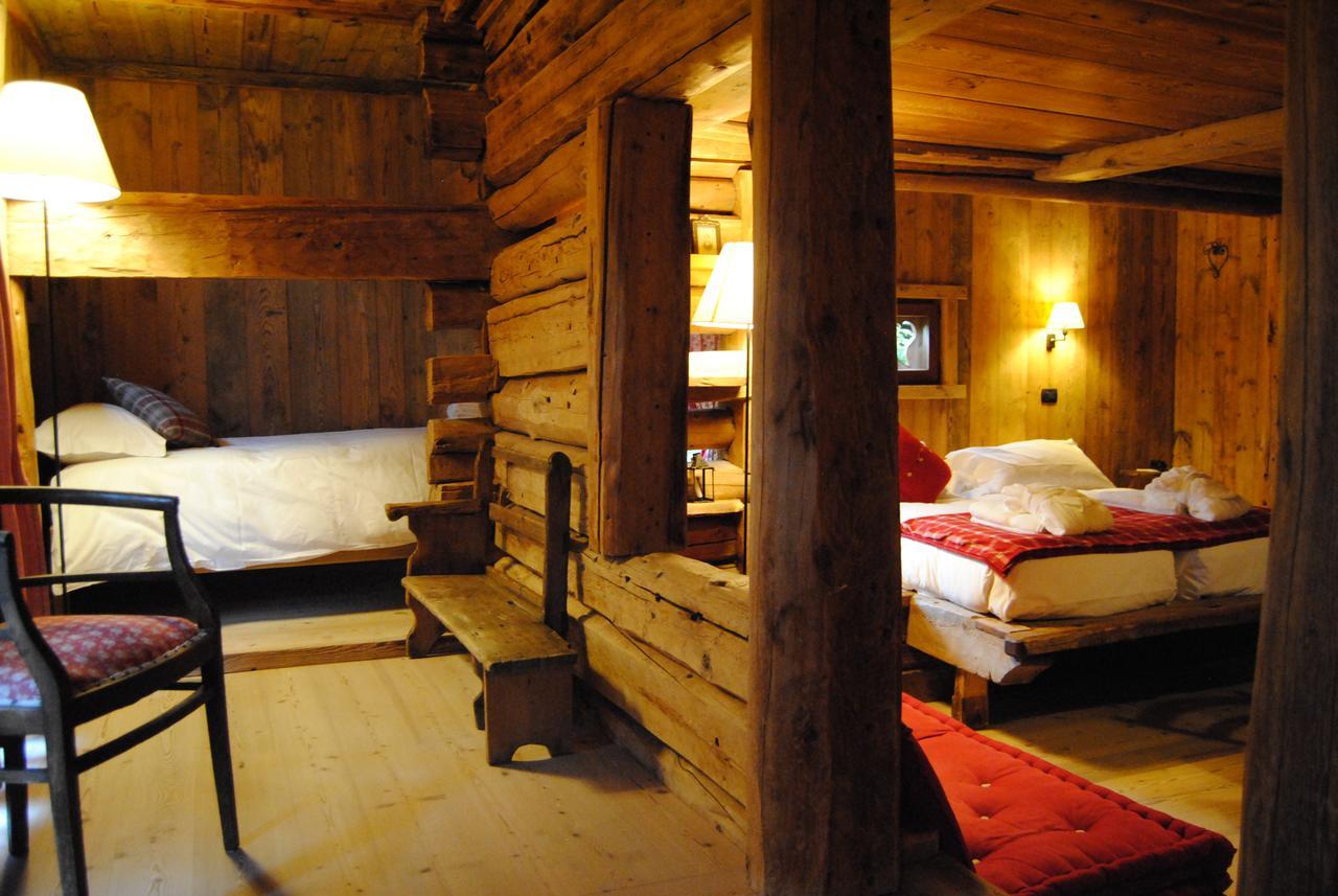 Hotel Frantze, Le Rascard 1721 Champoluc Esterno foto