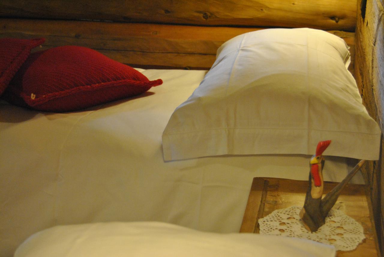 Hotel Frantze, Le Rascard 1721 Champoluc Esterno foto