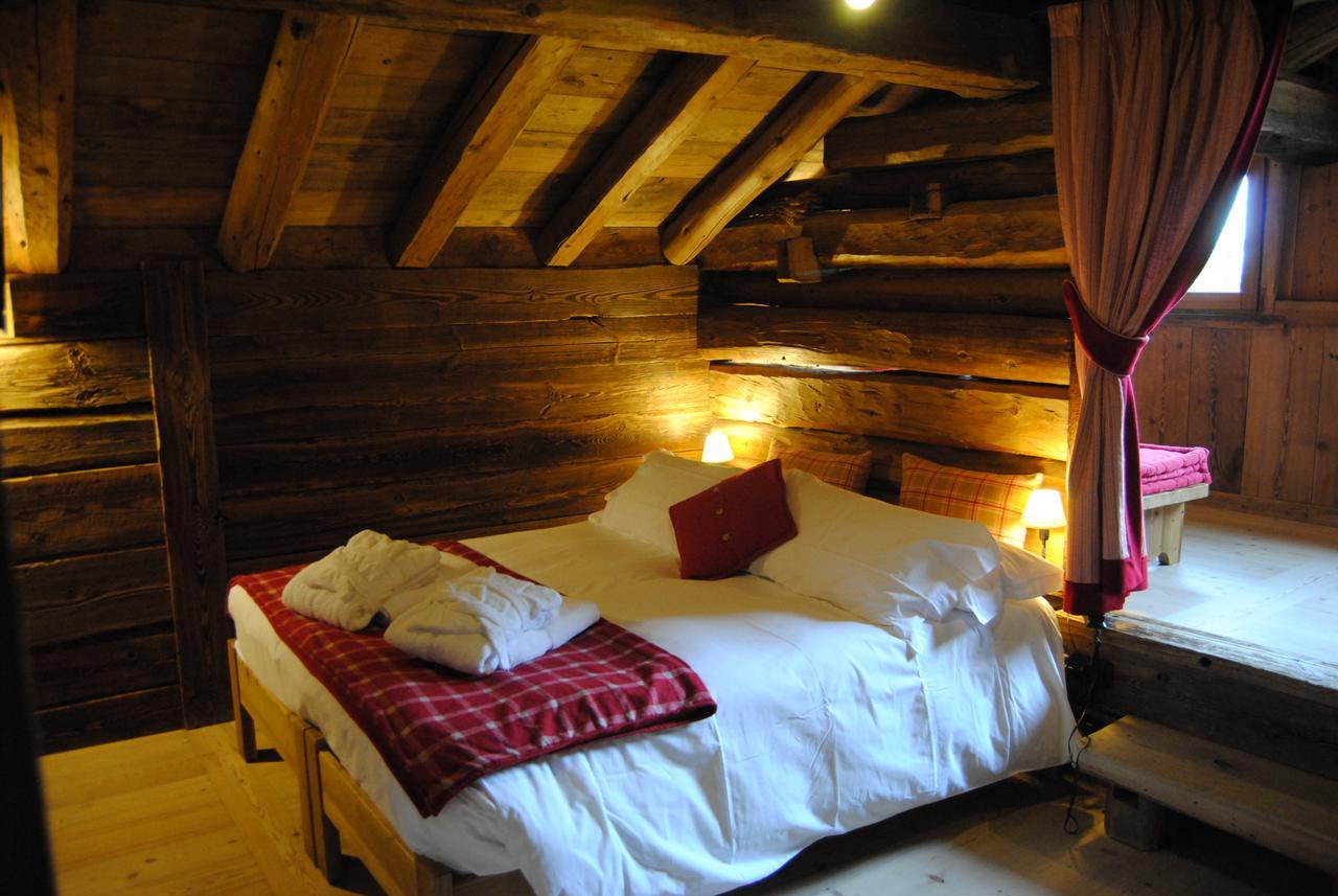 Hotel Frantze, Le Rascard 1721 Champoluc Esterno foto